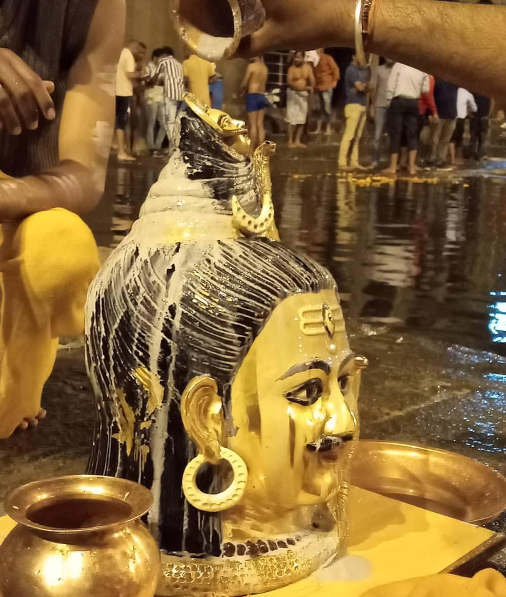 Shivling abhishek ritual at Trimbakeshwar Jyotirlinga